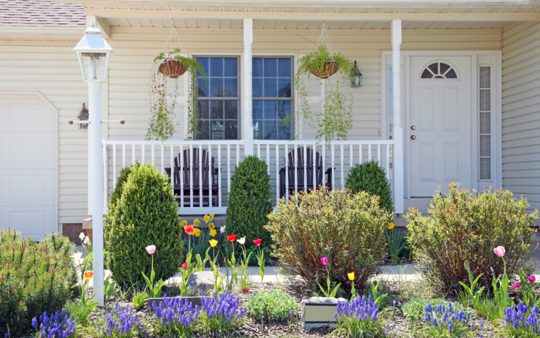Beat The Heat – Top 5 Reasons to Buy a Home During Spring
